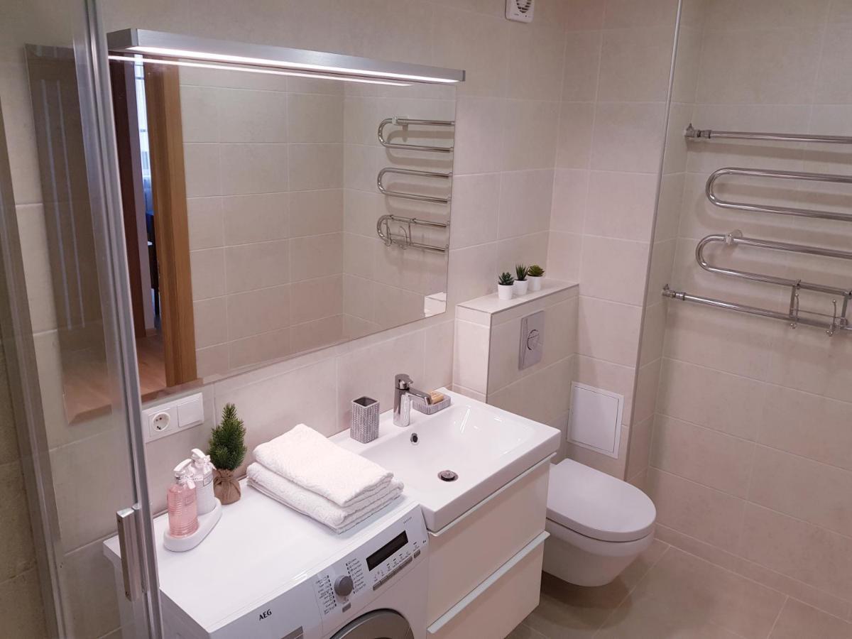 New City Center Apartments 드루스키닝카이 외부 사진